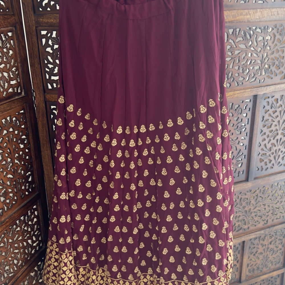 Brand New Designer Heavy Embroidered Maroon And Gold Aditi Rao Hayadari Lehenga View 6